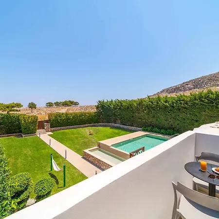 Emerald Villa *