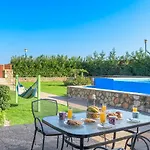 Villa Emerald *