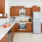 Villa Emerald *