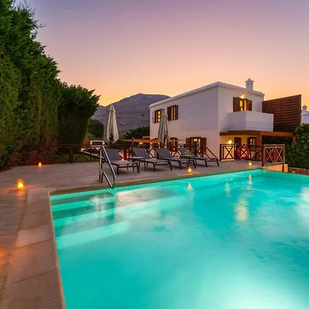 Villa Emerald *